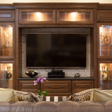 Kitchen Cabinetry | Chocolate Maple Glazed