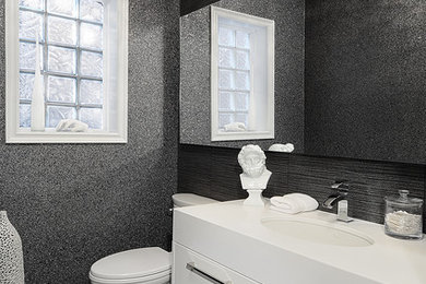 Bathroom - contemporary bathroom idea in Toronto