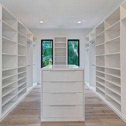 PINECREST HOUSE - Products