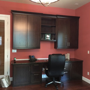 Livermore Executive Office/Den