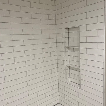 BATHROOM - Tub Surround - 3" x 12" Ceramic Sub-Way with Shower Niche