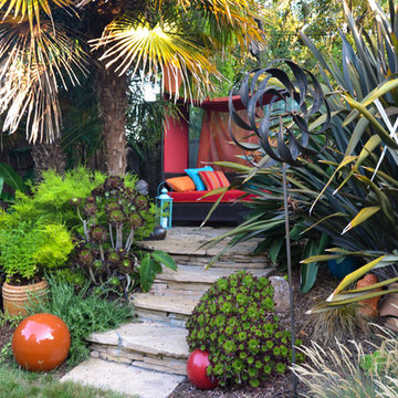 Office Hidden in a Tropical Retreat