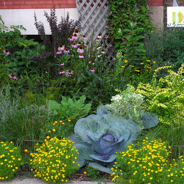 All seasons garden | Artistry Landscaping Design
