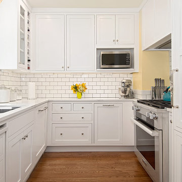 Ella Bailey Kitchen & Sunroom
