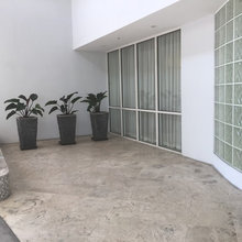 Valet Area