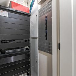 Vancouver Trendy area Renovation - Home Electronics