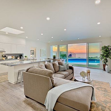 La Jolla Luxury Vacation Home - Decorating
