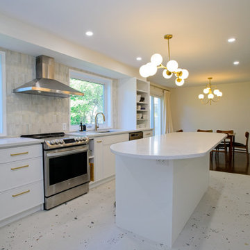 Round Edge Retreat in Etobicoke