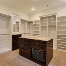 Closets/Storage