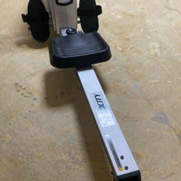 Level Floors using self-leveling concrete