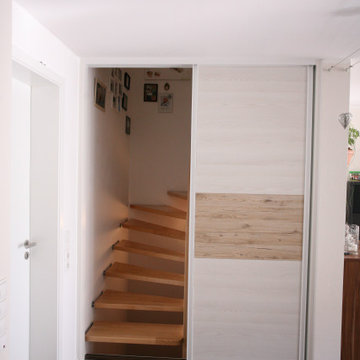 Schiebetüren am Treppenhaus
