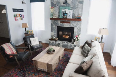 Living room - contemporary living room idea in Vancouver