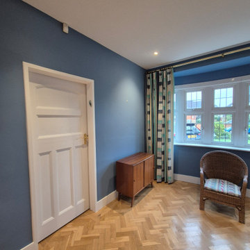 Blue Hallway in Cheam SM2