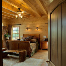 Cottage-Master Bedfroom