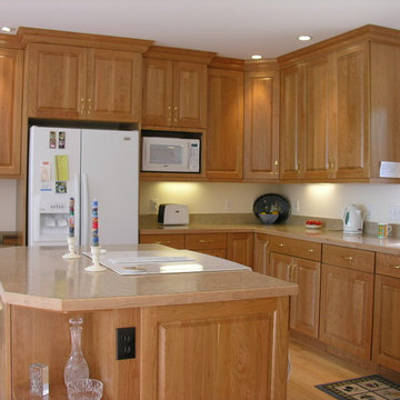 Light and Bright Kitchen