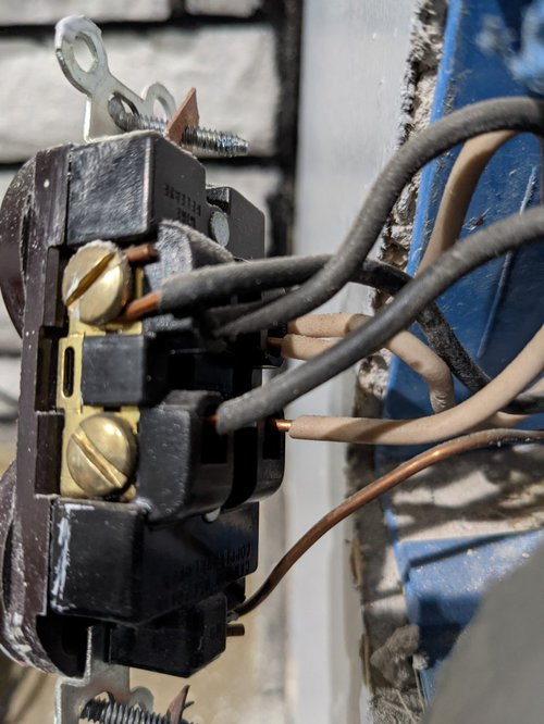 Adding an outlet to an existing outlet with 6 wires