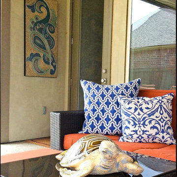 Bright Transitional Outdoor Kitchen and Living (Close-Up)