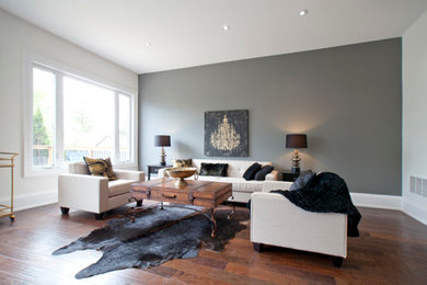 Design ideas for a transitional home design in Toronto.
