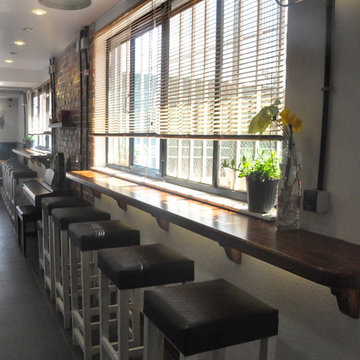 Corner Cafe Coffee Shop