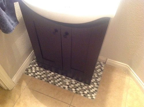 Small bathroom tile mismatch