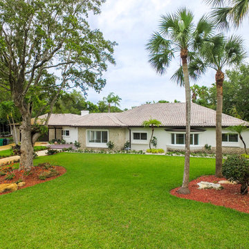 Sprawling ranch rennovated to contemporary stunner