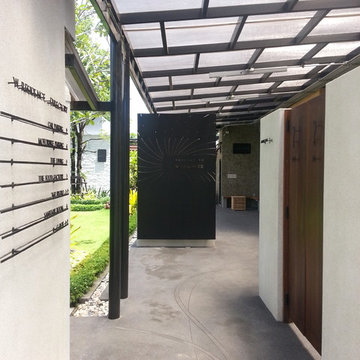 W Residence - entrance hall
