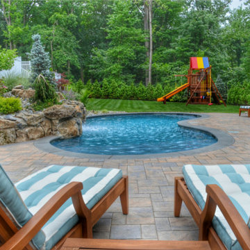 Multi-level Outdoor Space for the Entire Family