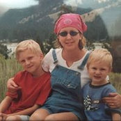 Holly Sewell's photo