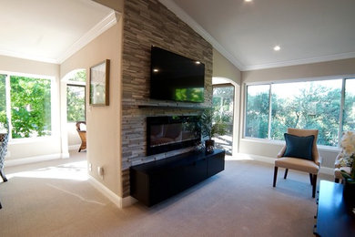 Trendy living room photo in San Francisco