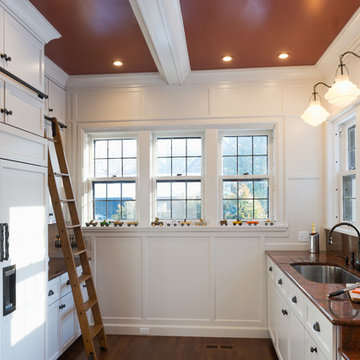 S. Park Blvd. Kitchen