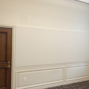 Sound-absorping stretch ceilings and walls inside governmental building