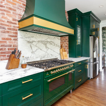 French Industrial Cafe: A European Inspired Kitchen in the Lowcountry