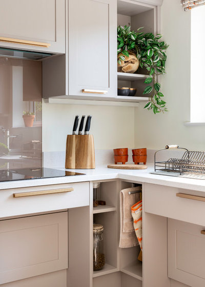 Contempor&aacute;neo Cocina by Kasia Fiszer Photography