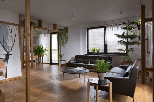 Apartment with deer