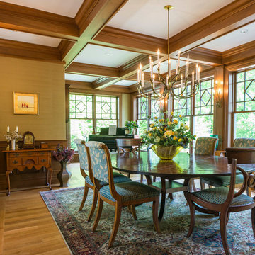 Traditional Dining Room