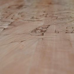 Table basse pyrograv&eacute; - Coffee Tables