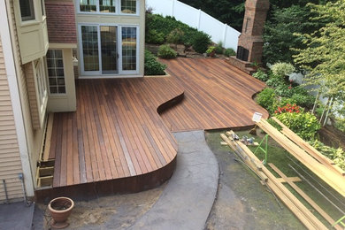Inspiration for a craftsman deck remodel in Grand Rapids