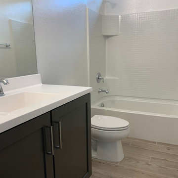 Simple and Cozy Bathroom Remodel in Altadena, CA