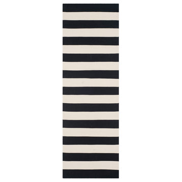 Safavieh Montauk Collection MTK712 Rug, Black/Ivory, 2'3" X 9'