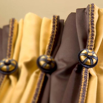 Pinch Pleat with Button Detail