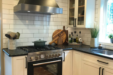 Kitchen - transitional kitchen idea in Seattle