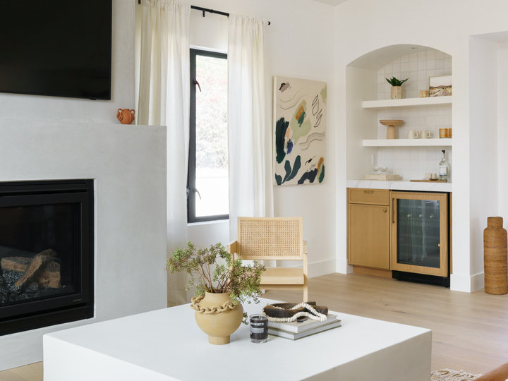Open - Beach Style Family Room