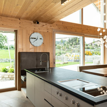 Neues Designerfenster für ein bestehendes Holzhaus