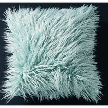 throws and bedding