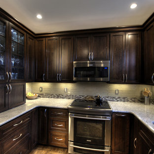 Home design - small traditional home design idea in DC Metro