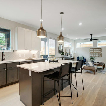 4805 Santa Anna - Aspen White Oak