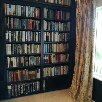 Melrose House - Library at Home