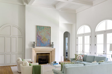 Transitional living room photo in Dallas