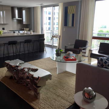 Apartment in condominium complex