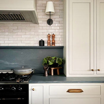 Timeless New York Kitchen: Functional Family Space with Walk-In Pantry